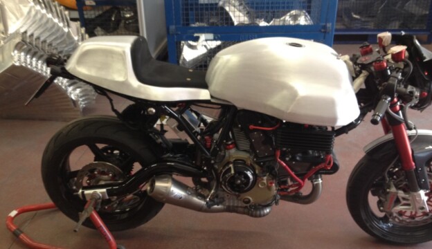 5-Codone-e-serbatoio-Ducati-old-style1-1